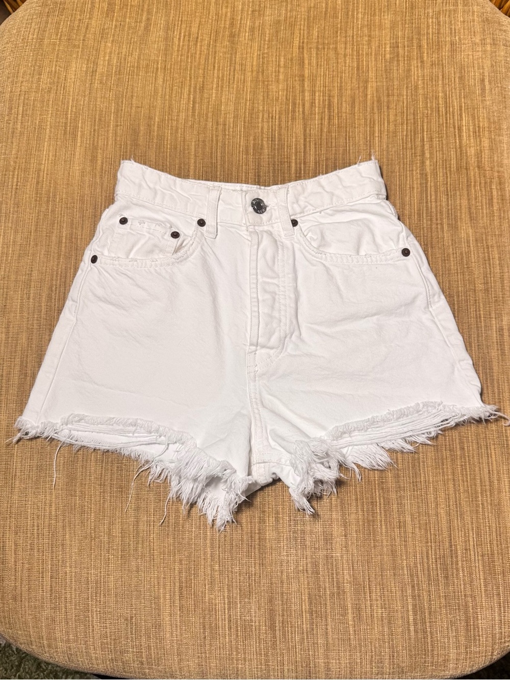 Zara White Denim High Waisted Shorts - Picture 1 of 9